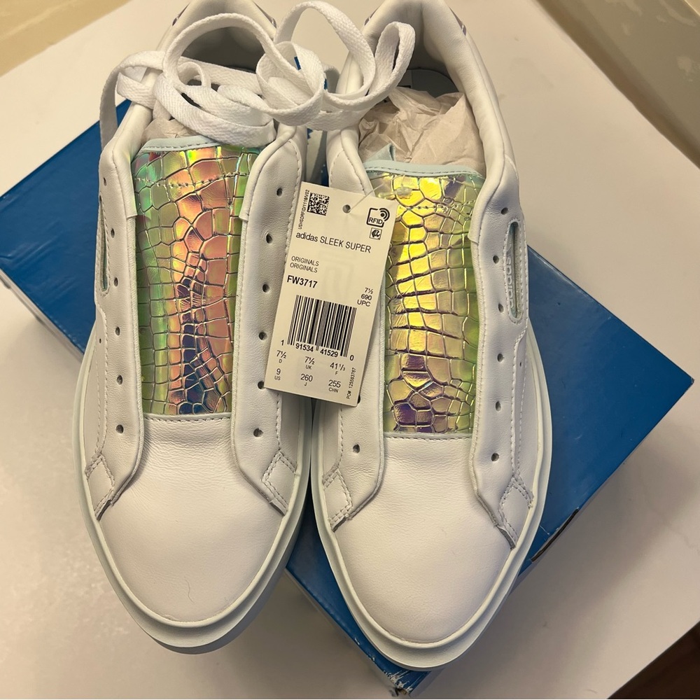 Adidas Sleek Super (white, color changing, new)‎